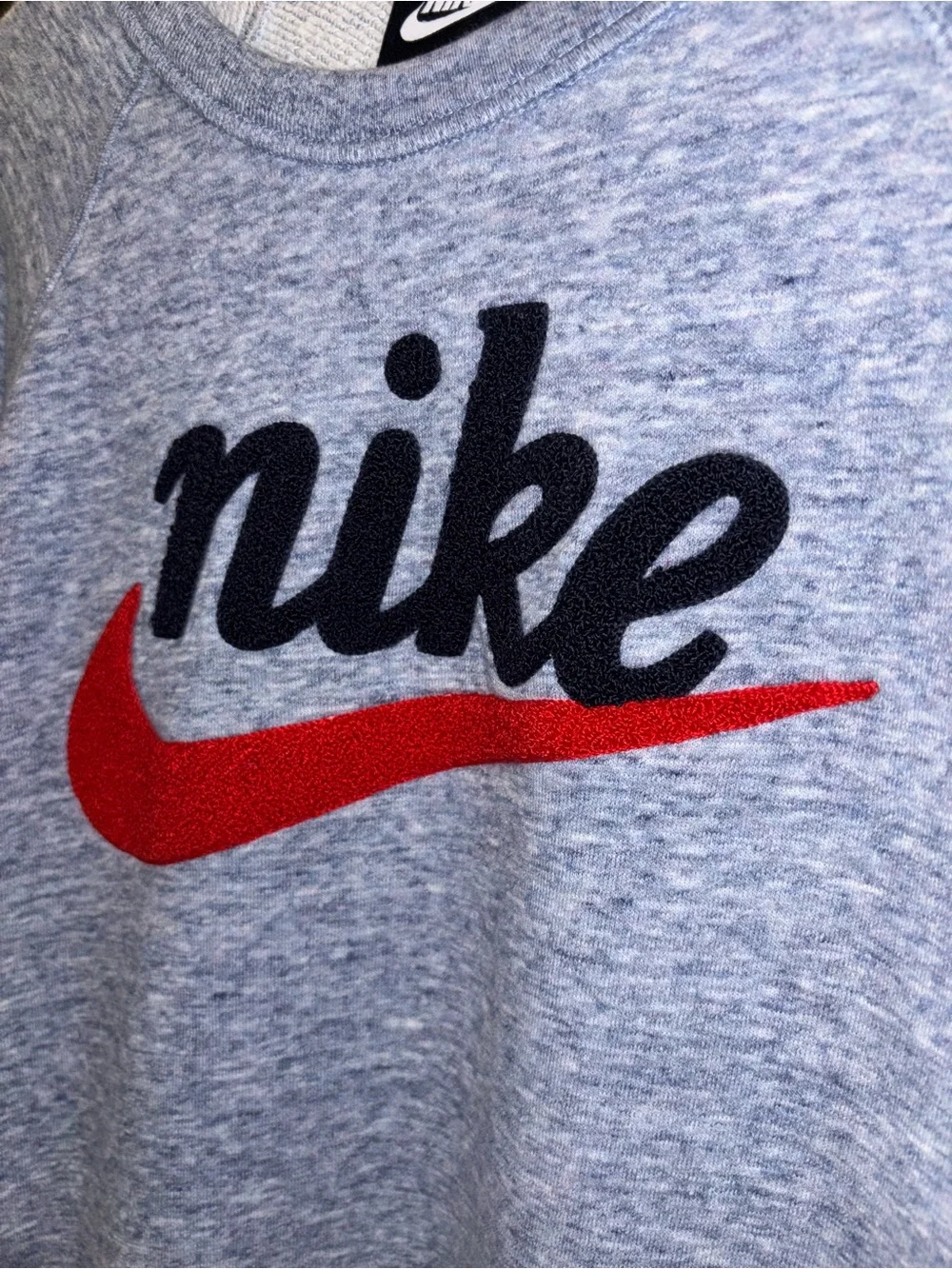 Women’s Nike sweatshirt